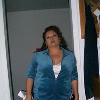 Emily Earle Photo 1
