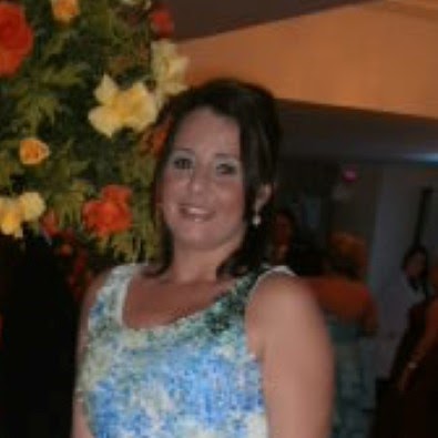 Monique Santiago Photo 12