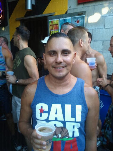 Willie Romero Photo 11