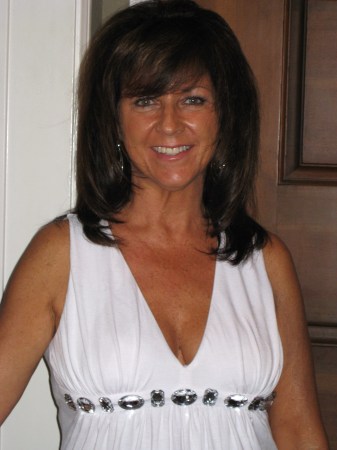 Debbie Moore Photo 19