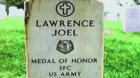 Joel Lawrence Photo 33