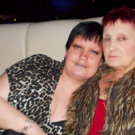Donna Hart Photo 12