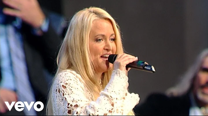 Lisa Charette Photo 23