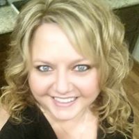 Holly Blankenship Photo 4