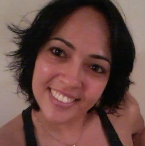 Julie Carreira Photo 3