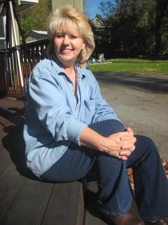 Debbie Howard Photo 21
