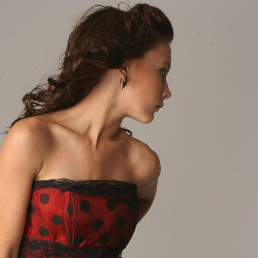 Adriana Scott Photo 12