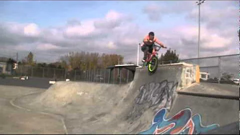 Leman Bradshaw Photo 7