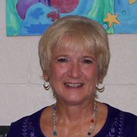 Paula Peterson Photo 4