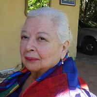 Dora Padilla Photo 8