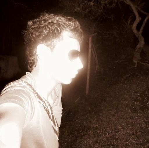 Cesar Pelaez Photo 14