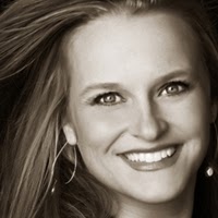 Teri Grant Photo 11
