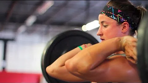 Jenn Jones Photo 23