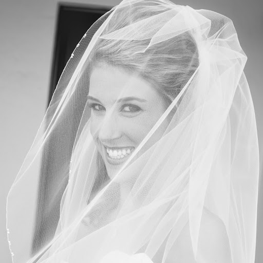 Nicole Moser Photo 14