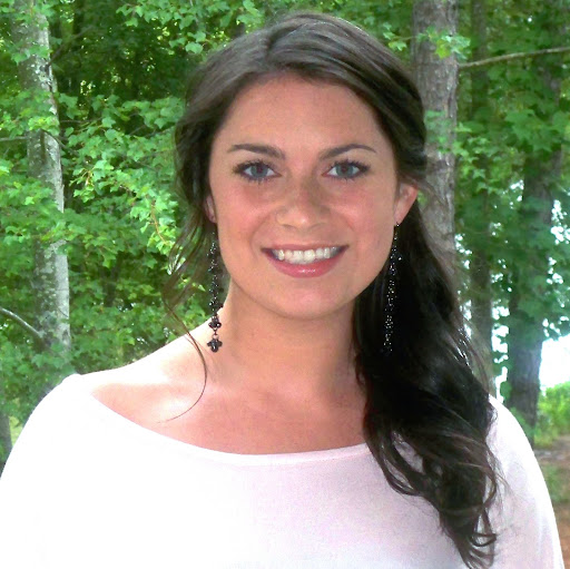 Kelly Foster Photo 13