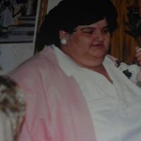 Renee Thacker Photo 5