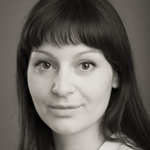 Jana Peters Photo 12