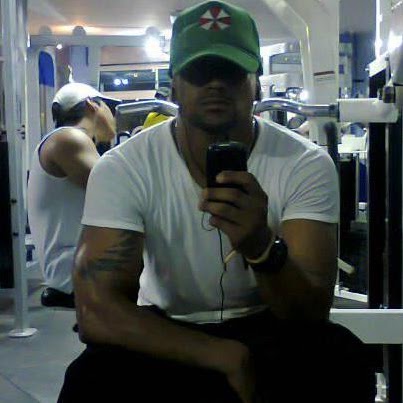 Frank Paredes Photo 12