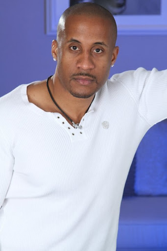 Earl Burns Photo 11