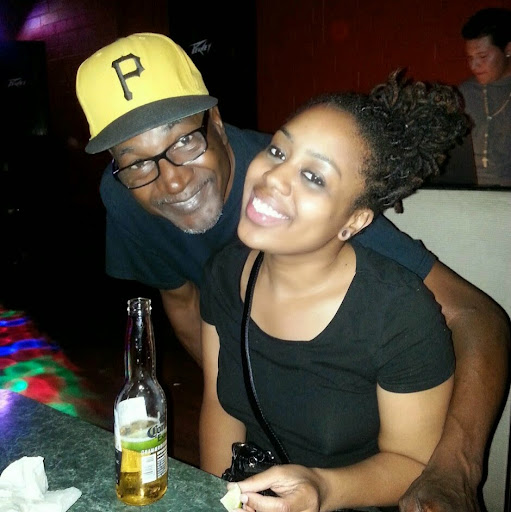 Derrick Clinton Photo 9