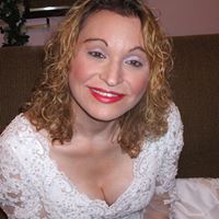 Cassandra Howell Photo 1
