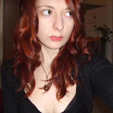 Nicole Cummins Photo 9