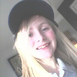 Nicole Mccarthy Photo 13