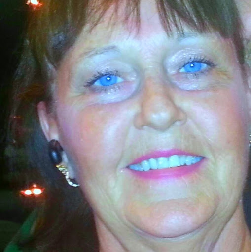 Kathy West Photo 16
