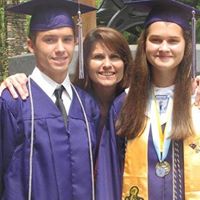 Darlene Kerr Photo 7