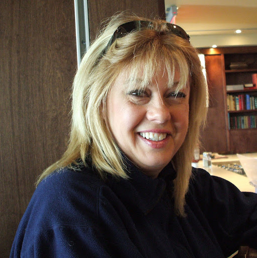 Lynn Mclean Photo 10