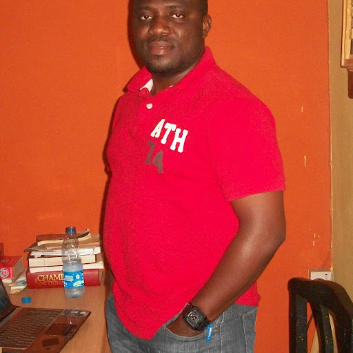 Charles Gideon Photo 7