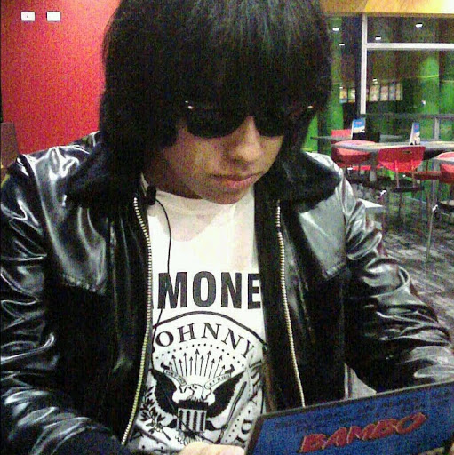 Paul Frias Photo 9