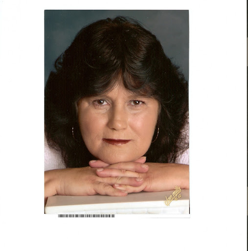Diane Stone Photo 9