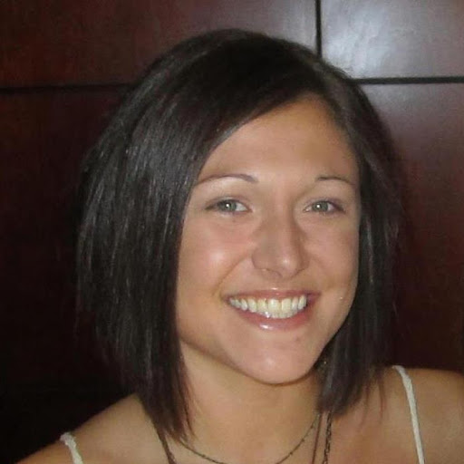 Sarah Munger Photo 12