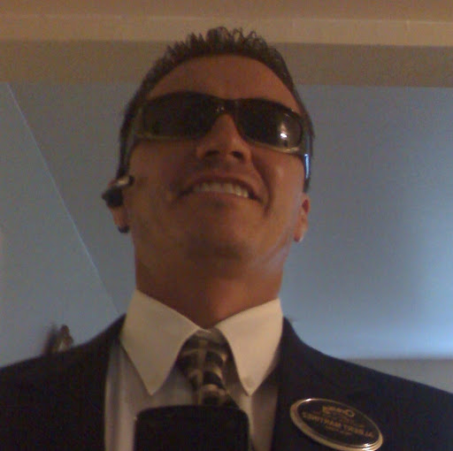 Albert Martinez Photo 12