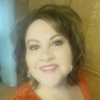 Ursula Salazar Photo 4