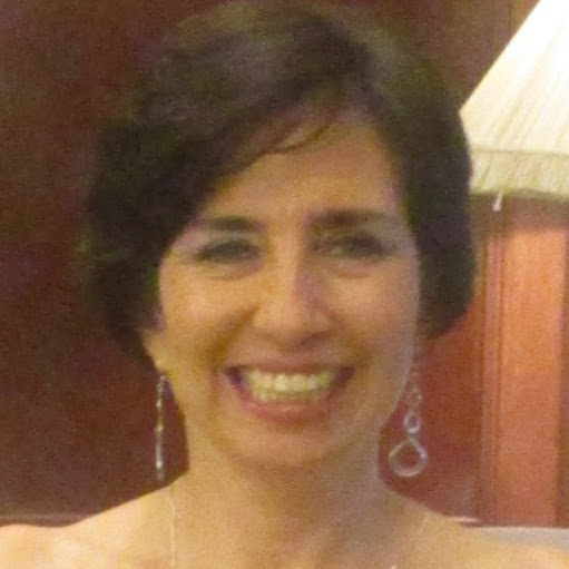 Claudia Pelaez Photo 15