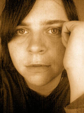 Lorna Robinson Photo 17
