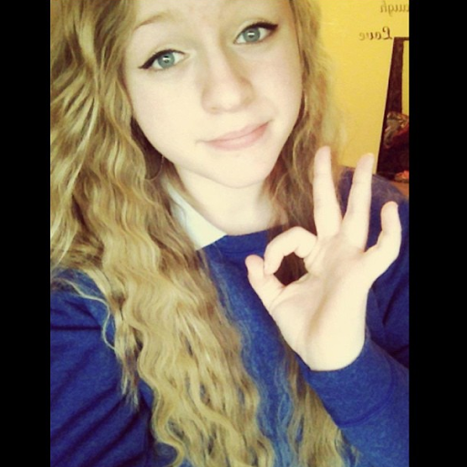 Allie Cole Photo 12