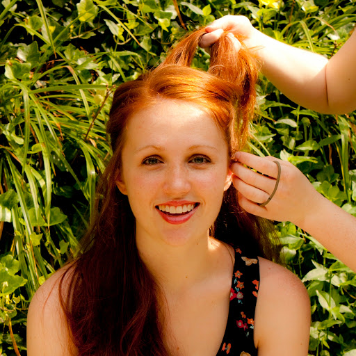 Claire Ford Photo 10