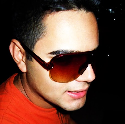 Alfonso Herrera Photo 11