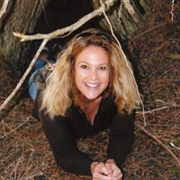 Caroline Newell Photo 7