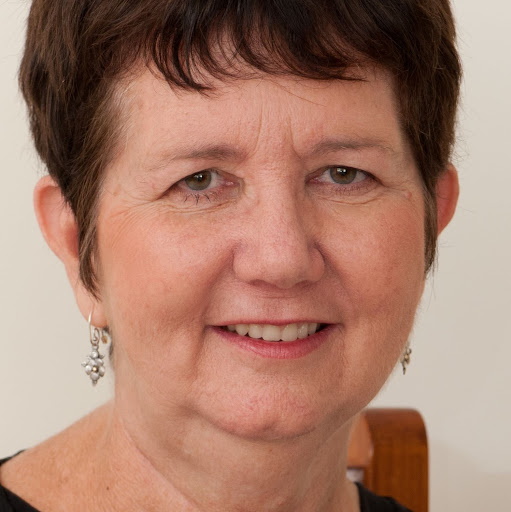 Anne Naylor Photo 11