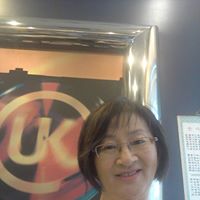 Elizabeth Lo Photo 3