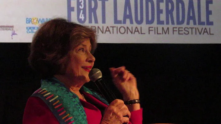 Diane Crawford Photo 37