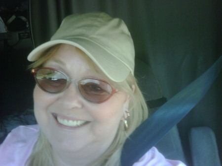 Cynthia Simmons Photo 20