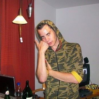 Benjamin Toth Photo 2