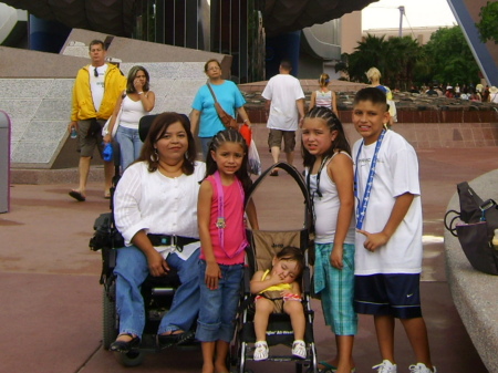 Norma Rosales Photo 17