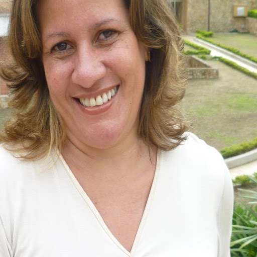 Luz Mercado Photo 14