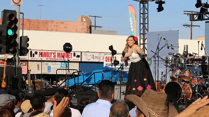 Adrienne Montano Photo 7